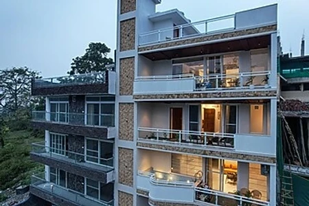 hotel with swimming pool in bhagwantpur, dehradun - alaya stays udgam vilas 5 bhk with jacuzzi