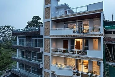 hotel with swimming pool in bhagwantpur, dehradun - alaya stays udgam vilas 5 bhk with jacuzzi