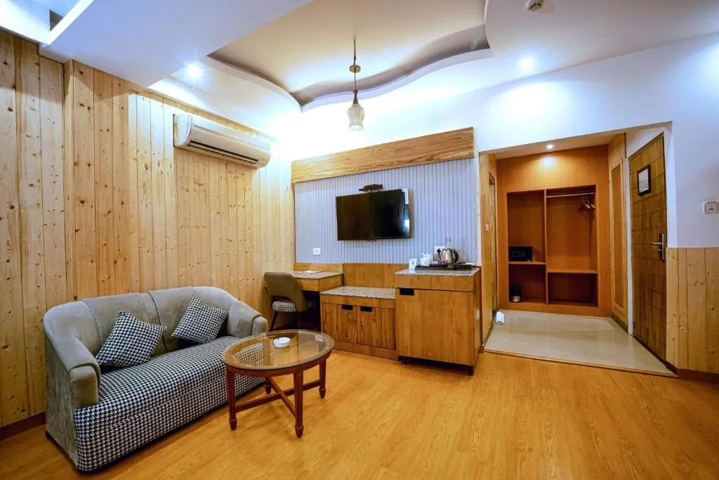 jacuzzi hotel in saharanpur road, dehradun - grand legacy beacon dehradun