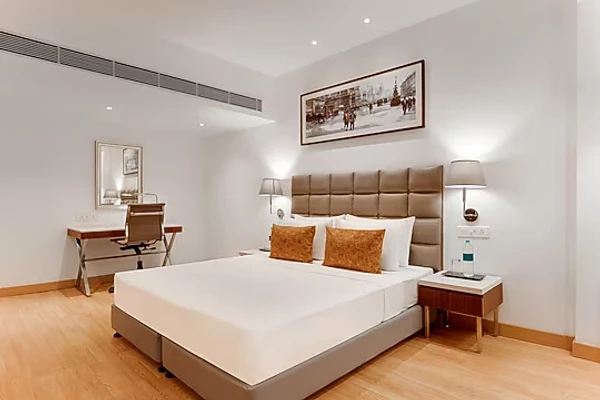 hotel with free parking in hathibarkala, dehradun - hotel aketa