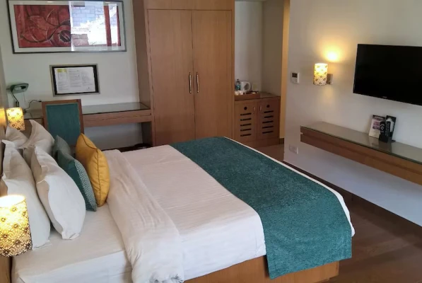 jakhan, dehradun hotel booking - lemon tree hotels dehradun