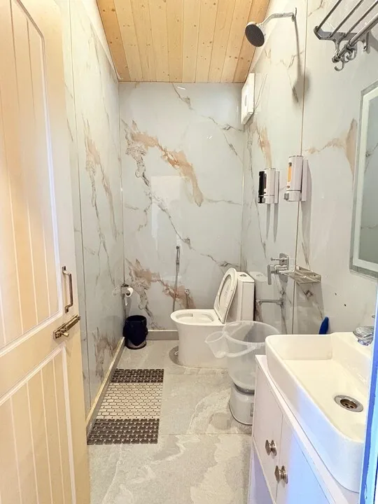 resort in mussoorie road, dehradun with jacuzzi - the grand view resort buranskhanda dhanaulti