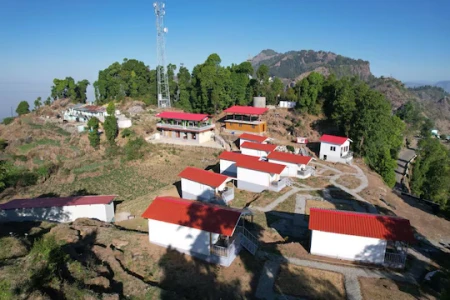 best resort in mussoorie road, dehradun with activities - the grand view resort buranskhanda dhanaulti