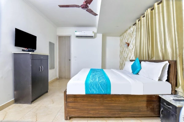 unmarried couple friendly hotels in airport hotel annexe delhi