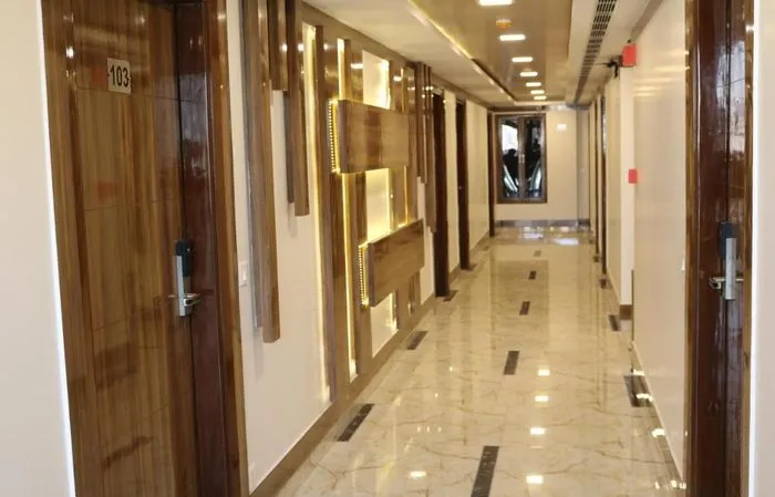 sector 15, delhi hotel booking - ap holidays