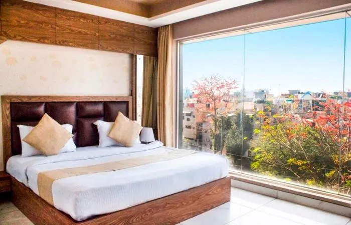 hotel in sector 15, delhi for family - ap holidays