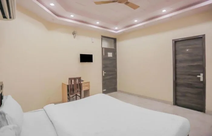good hotels in ashoka residency delhi
