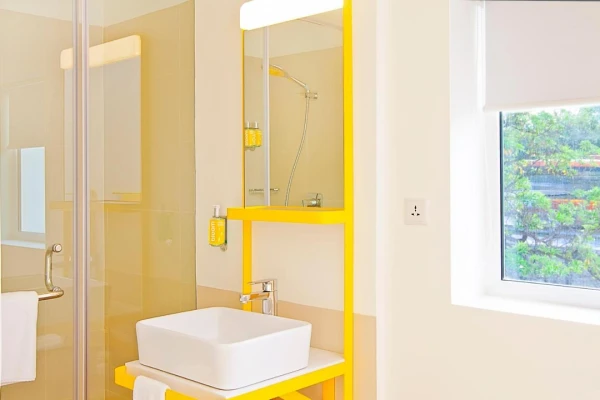 best day stay hotels in bloom rooms link road delhi