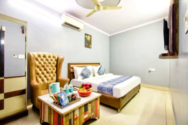 best cheap hotels in blue umbrella hotel & guest house delhi