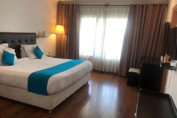 hotels for few hours in centaur hotel new delhi airport delhi