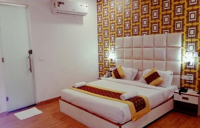 hotels for few hours in chanson hotel delhi