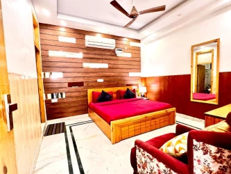 best business hotels in divine inn hotel delhi