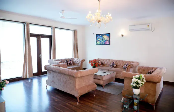 service apartment in saket, delhi for one month - fortune home service apartment e block