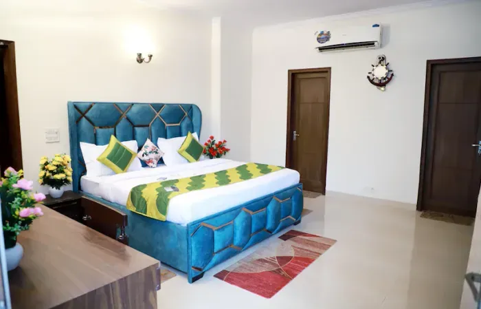 service apartment in saket, delhi for rent - fortune home service apartment e block