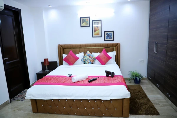 service apartment in saket, delhi for a day - fortune home service apartment - j block saket