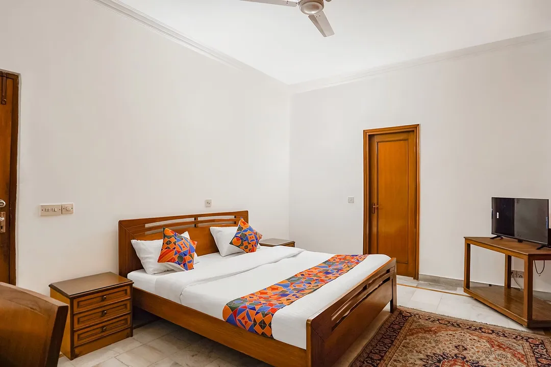 best luxury hotels in good will homes delhi