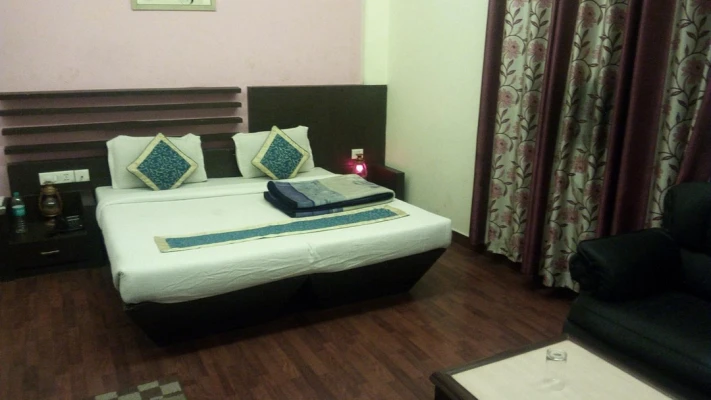 hotel near delhi railway station - grand shoba