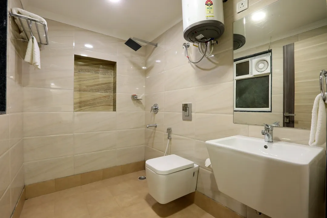 hotel near delhi airport - green lotus residency