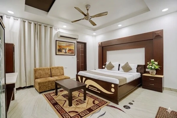best hotels for couple in greysky residency delhi