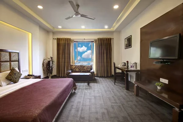 hotel with gym in lajpat nagar, delhi - hari's court inns & hotels lajpat nagar