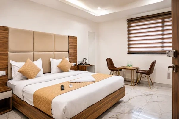 hotel room booking in dwarka, delhi - hotel a star gold near yashobhoomi