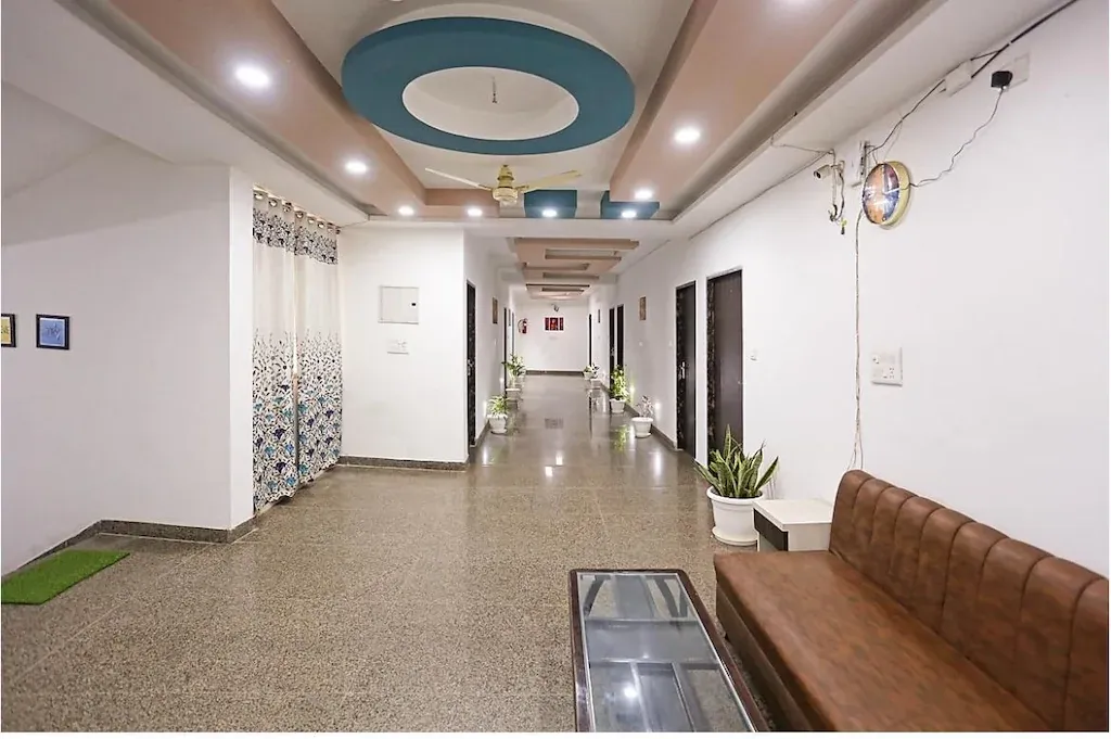 hotel near delhi airport - hotel aero stay