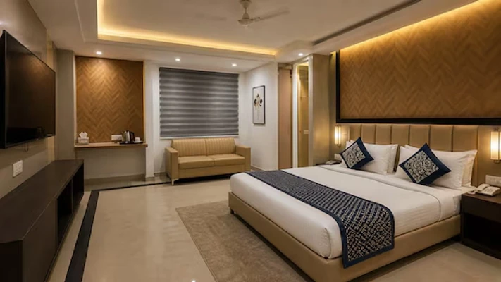 tourist hotels in hotel airport view delhi delhi