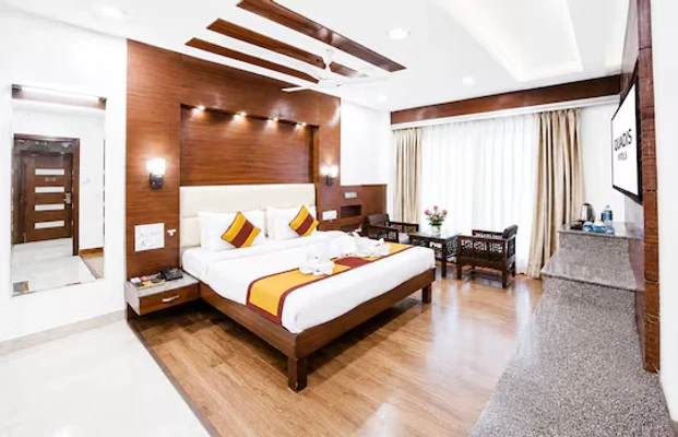 hotels for few hours in hotel amaltas international by quadis - green park delhi