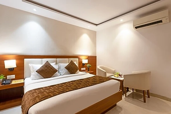 business hotels in hotel aman delhi