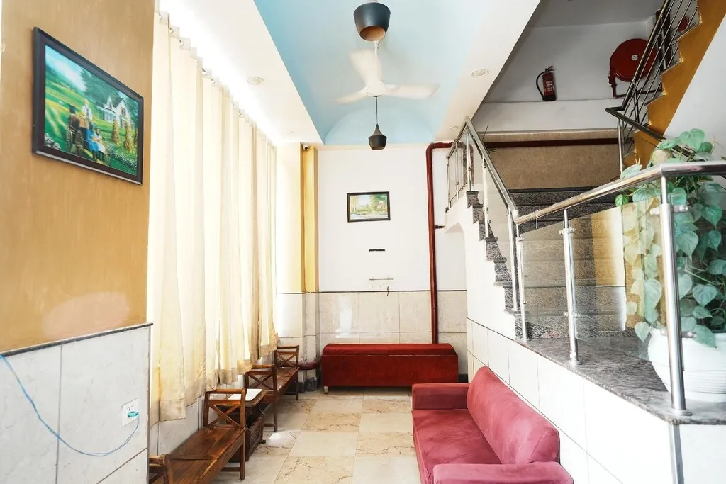 best hotel stay in hotel amour delhi