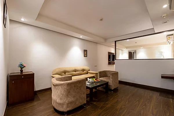 online room booking in kapashera, delhi - hotel arch plaza