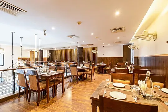 hotel with banquet hall in kapashera, delhi - hotel arch plaza