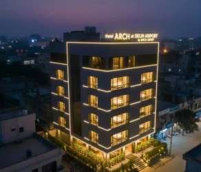 hotel with meeting room in mahipalpur, delhi - hotel arch