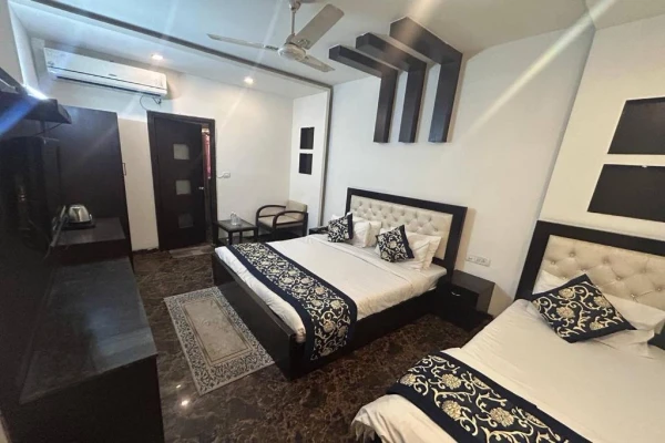 hotel with meeting room in karolbagh, delhi - hotel arihant inn