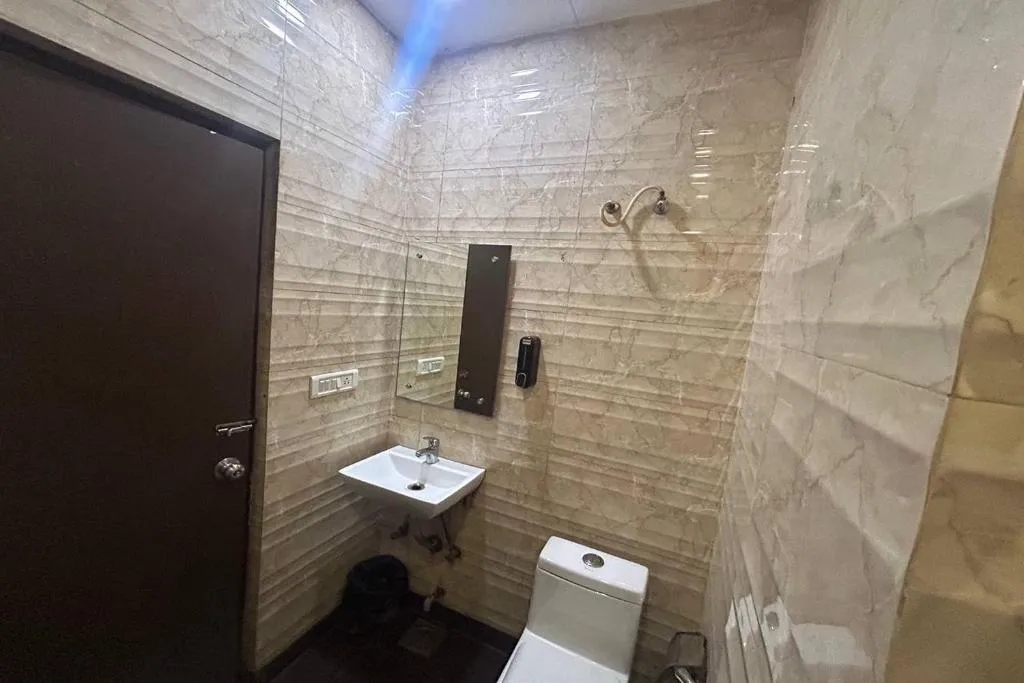 honeymoon hotels in hotel arihant inn delhi