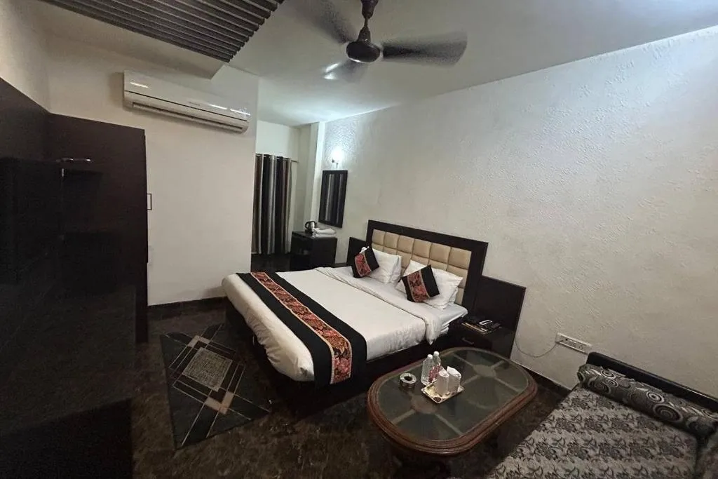 best 5 star hotels in hotel arihant inn delhi