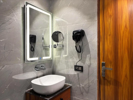 jacuzzi hotel in mahipalpur extension, delhi - hotel aroma suites delhi airport