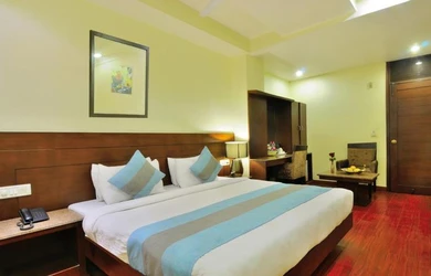 hourly hotels in hotel aura pahargang delhi