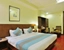 hourly hotels in hotel aura pahargang delhi