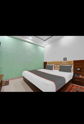 best luxury hotels in hotel bharat stay delhi
