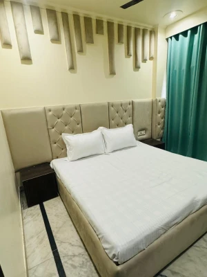 best day time hotels in hotel blue diamond delhi