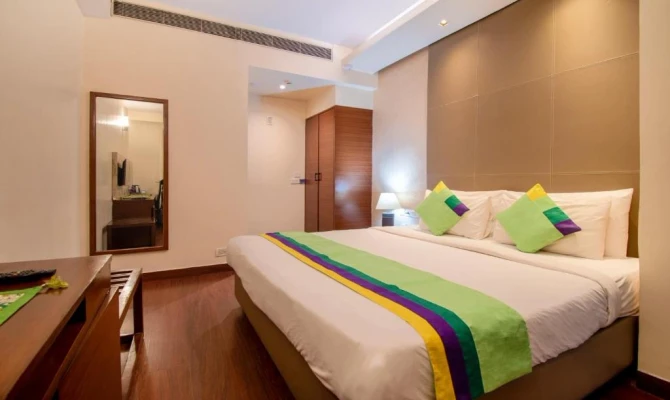 family hotel with pool in greater kailash, delhi - hotel cabana