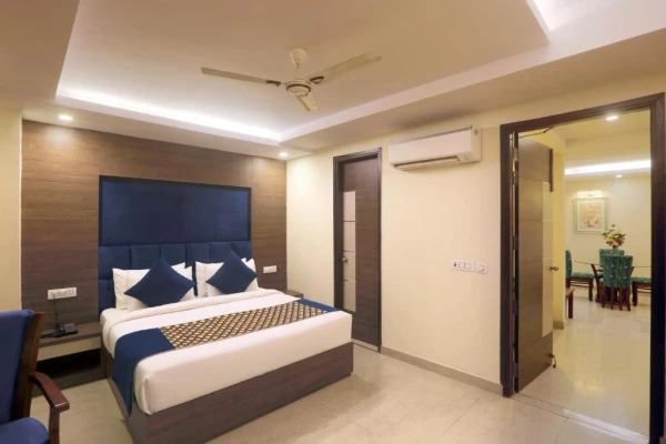 hotel with banquet hall in vasant kunj, delhi - hotel cardinal express oxmo delhi airport