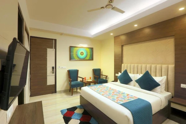 hotel with banquet hall in vasant kunj, delhi - hotel cardinal express oxmo delhi airport