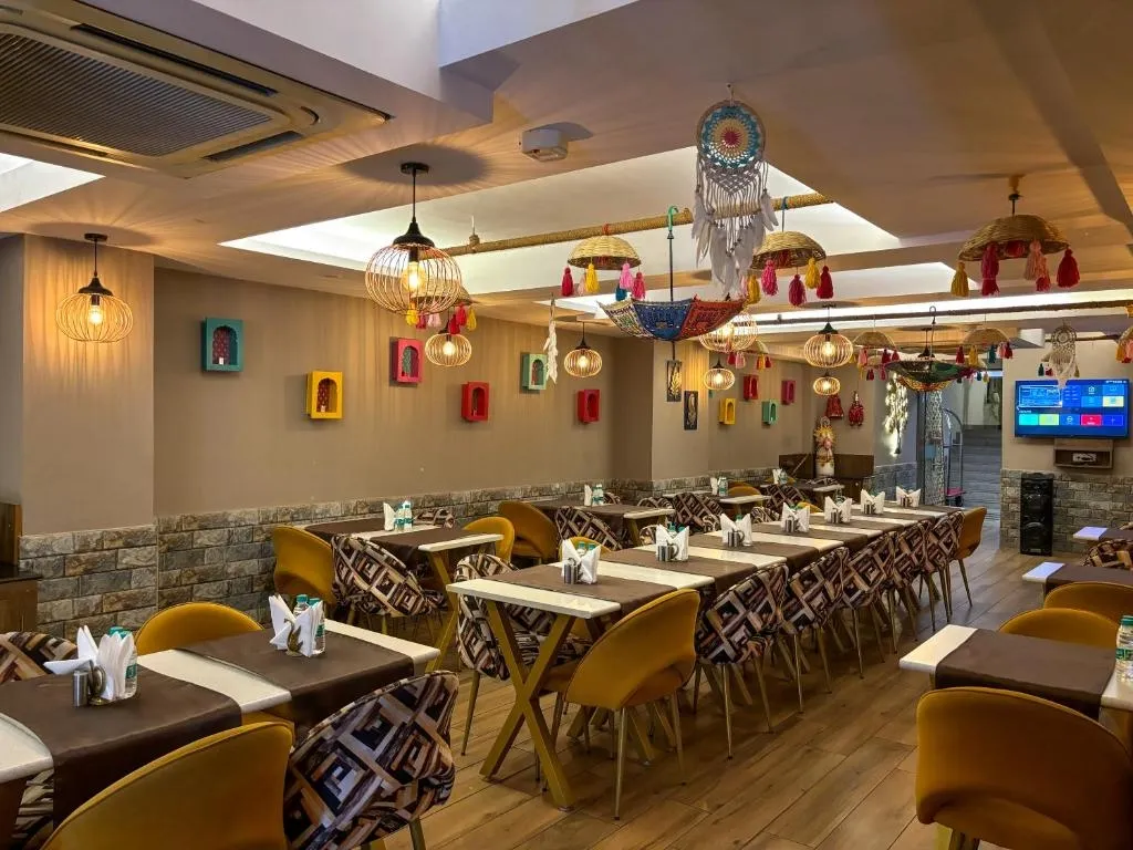 budget hotels in hotel cardinal express oxmo delhi airport delhi