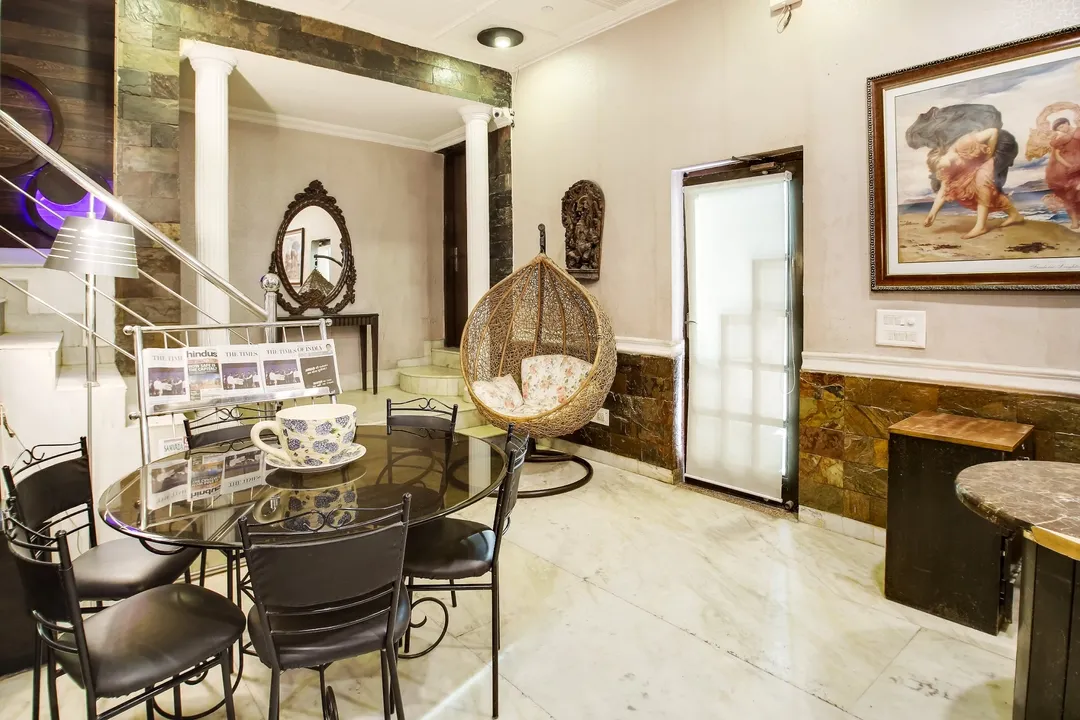 book hotels in hotel casa royal delhi