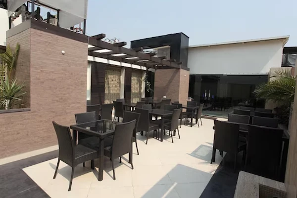 hotel in paharganj, delhi for family - hotel chanchal