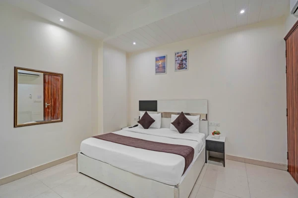 best cheap hotels in hotel church house rohini delhi