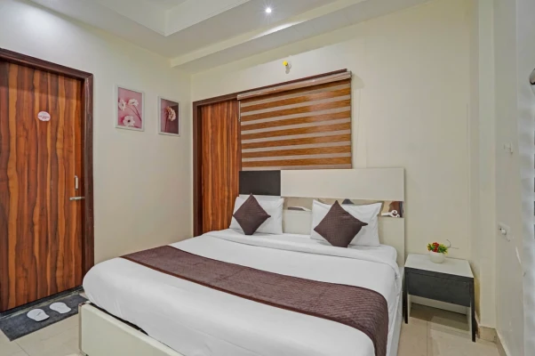 business hotels in hotel church house rohini delhi