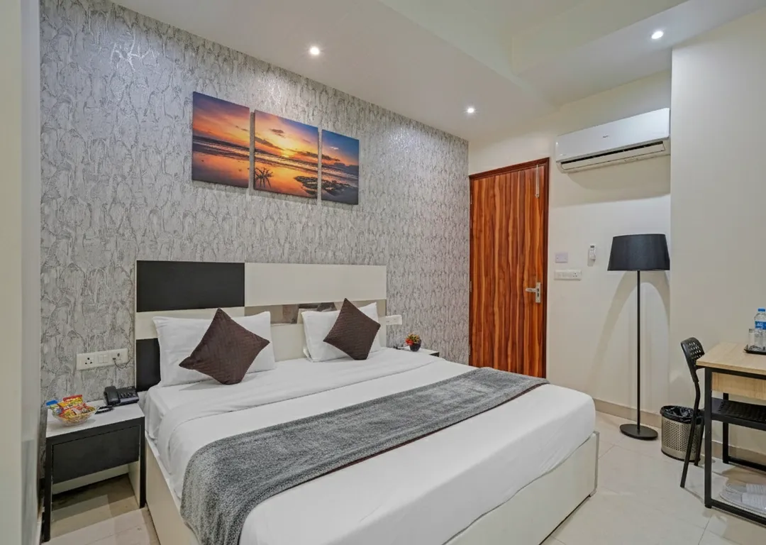 hourly hotel in hotel church house rohini delhi